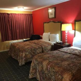 Demopolis Hotel | Stay Express Inn & Suites Demopolis