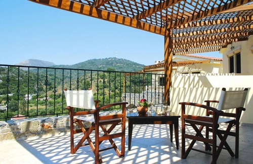 Drosia Apartment | Stay for 2 at Aposperitis Drosia