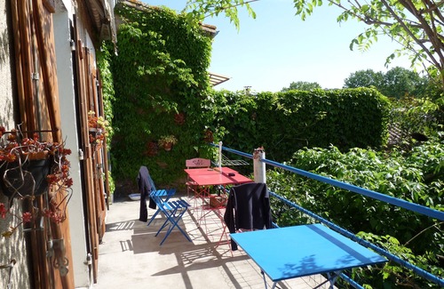 Caux House | Stay in a winegrower's house