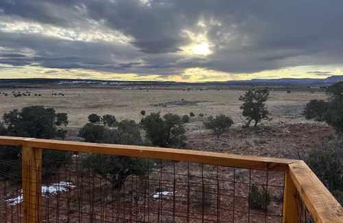 Kanab Cabin | Stay in AMAZING tiny cabins @ The Cedars w Walkout Decks and DARK SKIES!
