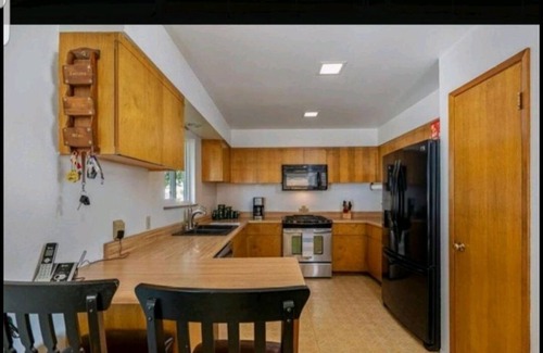 Paso Robles House | STAY IN PARADISE MINUTES AWAY FROM WINERIES