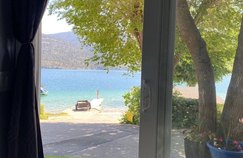 Central Okanagan RV Rental | Stay on beautiful Kalamalka Lake at Klub Kal Resort.