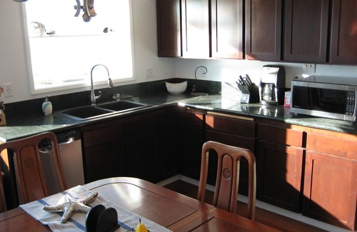 Nelscott House | Stay on the beach not on a cliff