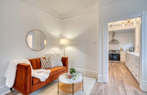 Buckman Neighborhood Apartment | Stay Portland - Historic Queen Anne Vernacular - 95 WalkScore