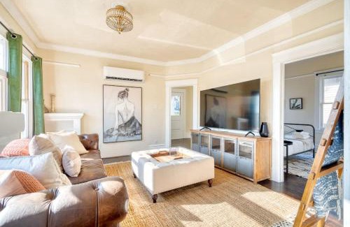 Kerns House | Stay Portland - Laurelhurst Dream on Restaurant Row - 97 WalkScore