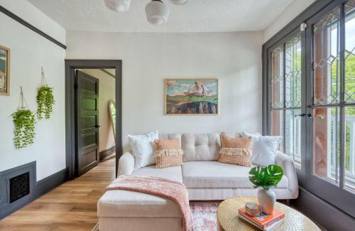 Nob Hill House | Stay Portland - Luxury Living on NW 23rd Ave, Walk Score 99