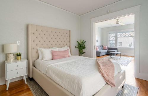 Belmont Apartment | Stay Portland - Sunnyside Wonderland- Coffee Shops, Bars & Parks