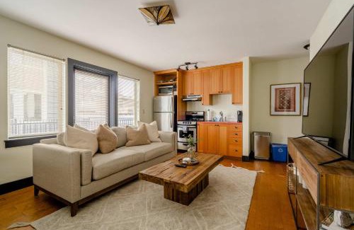 Belmont House | Stay Portland - The Little Tower - Local Vintage Shops & Eateries