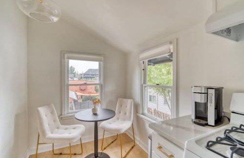 Irvington Apartment | Stay Portland - The Sullivan's Gulch Retreat - 94 Walk Score