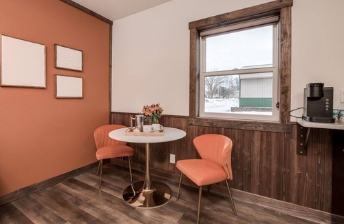 Prescott Apartment | Stay Simple | Workspace + Free Parking