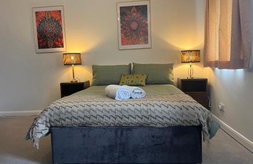 Dalston Apartment | Stay Still Indian Court