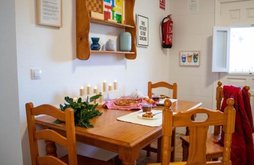 Benamahoma House | Stay Wild en Las Casitas de Huerta Arriba