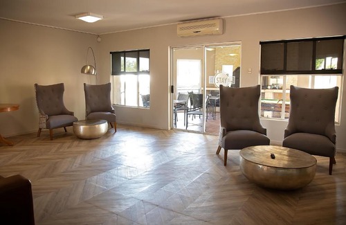 Tsantsabane Hotel | Stay