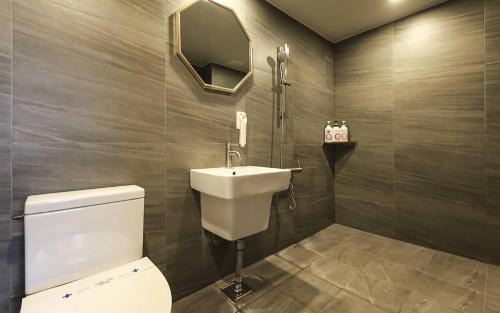 Jecheon Hotel | STAY201