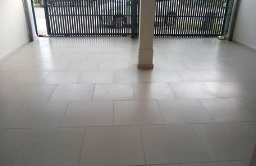 Taman Gadong Perdana House | Stay99 House 2 (max 14 pax)