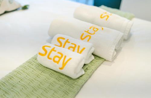 Box Hill Apartment | StayAU Hotel style Apartment BoxHill Netflix Gym