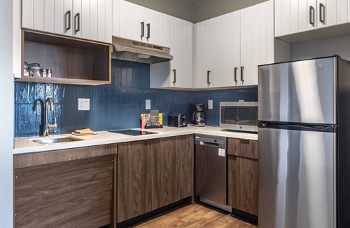 South Arlington Hotel | Staybridge Suites Dallas Grand Prairie by IHG