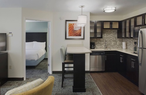 Fayetteville Hotel | Staybridge Suites Fayetteville/Univ Of Arkansas by IHG