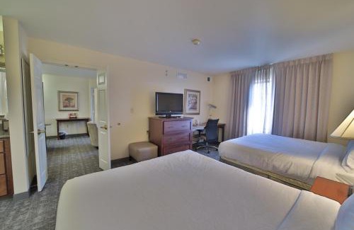 Okemos Hotel | Staybridge Suites Lansing-Okemos by IHG