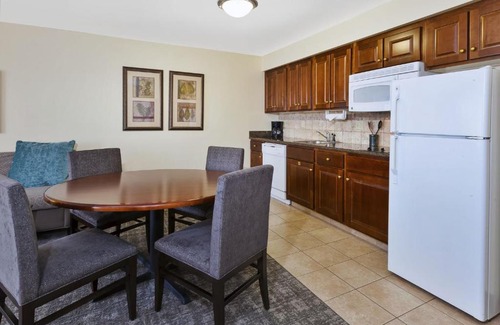 Okemos Hotel | Staybridge Suites Lansing-Okemos by IHG