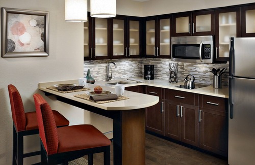 Warrendale Hotel | Staybridge Suites Pittsburgh-Cranberry Township by IHG