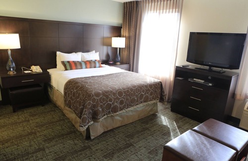 Milpitas Hotel | Staybridge Suites Silicon Valley by IHG