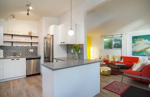 Vose House | #StayinMyDistrict Modern Mid-Century Retreat