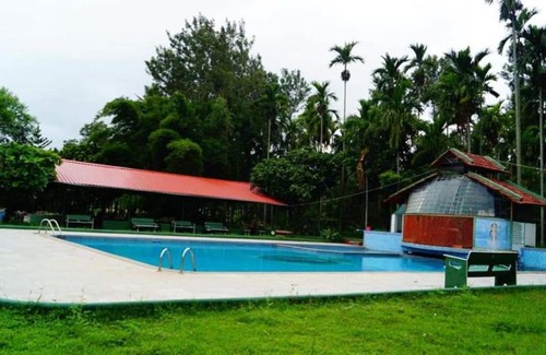 Kushalnagar Resort | STAYMAKER Bird Of Paradise