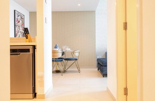 Trade Centre 1 Apartment | StayShort - Beautiful 2-BR Flat in Downtown Luxury City Living at Its Best