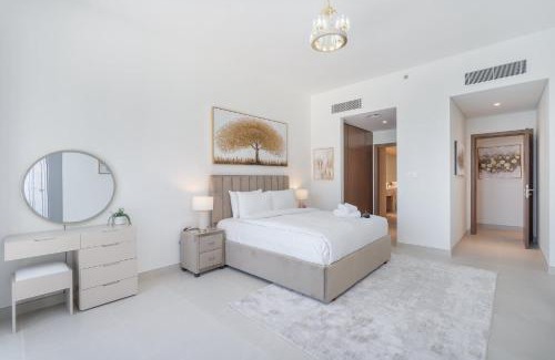 Al Safa Apartment | StayShort - Waterfront Living with a Spacious Layout