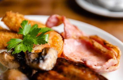 Sutton-in-Craven Hotel | Steeton Hall Hotel & Restaurant