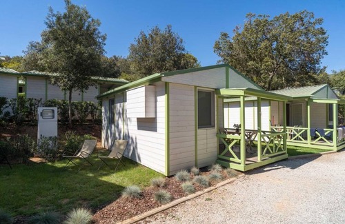 Le Rocchette House | Stella del Mare Family Camping Village Chalet Deluxe für 4 Personen