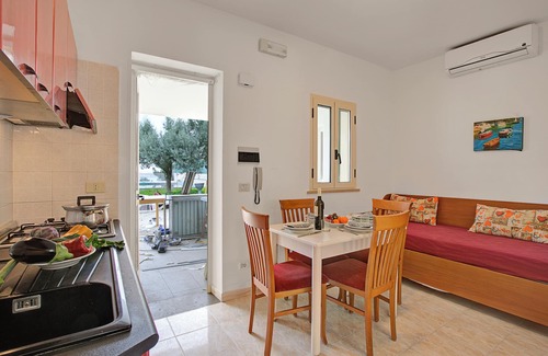 Defensola Apartment | Stella Marina Apartment 6, Vieste, Italy