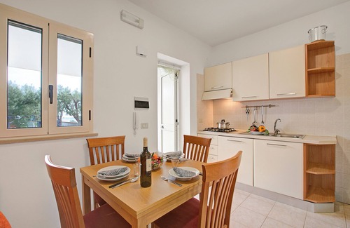 Defensola Apartment | Stella Marina Apartment 5, Vieste, Italy