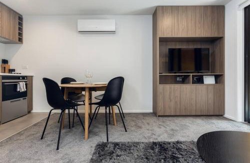 Addington Apartment | Stellar Central City Apartment - Hagley Park