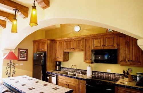 Nopolo Villa | Steps from Best Beach&LAP P00L View! Snorkel Golf Dine Swim Relax FUN π
