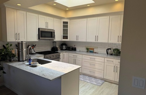 Seabright House | Steps from Seabright beach. Five BR Family-sized house with BBQ deck.