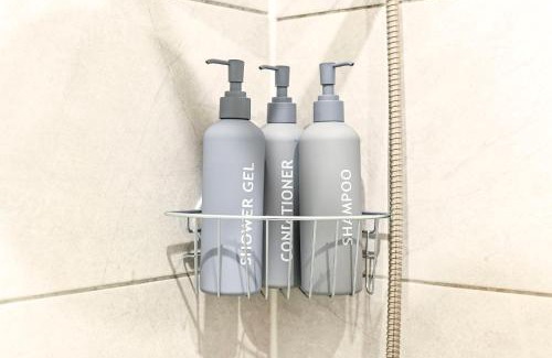 Barnhill Apartment | Steps from stadium with parking & fantastic transport Links!