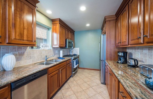 Oceano House | Steps to Beach: Fire Pit, Surfing & Dunes Access. Perfect for two couples!