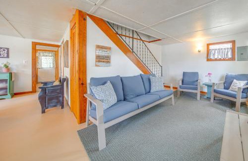 Edinboro House | Steps to Lake and Public Boat Ramp Edinboro Cottage