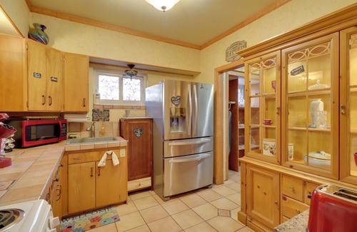Downtown Reno House | Steps to Truckee River Walk: 'Rose Cottage'