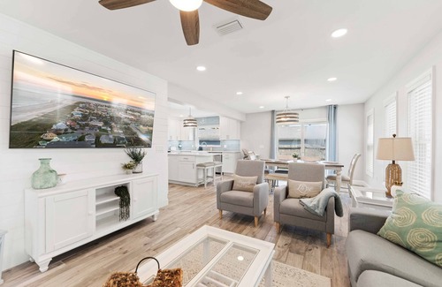 Vilano Beach House | Steps to Vilano Beach - Arcade, Swim Spa + Kayaks