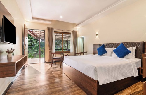 Badami Hotel | Sterling Banashree Badami
