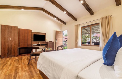 Badami Hotel | Sterling Banashree Badami