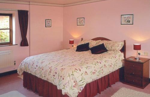 Clows Top House | Stildon Manor Cottage