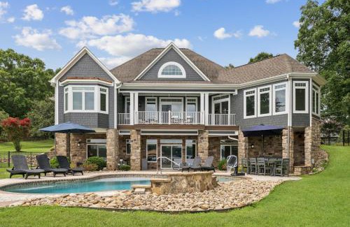 Lake Norman of Catawba House | Still Waters at Bankhead