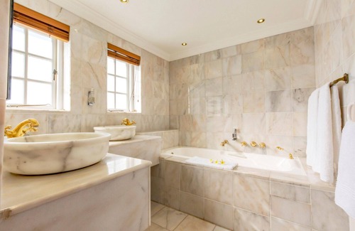 Steenberg Estate Hotel | Stillness Manor & Spa