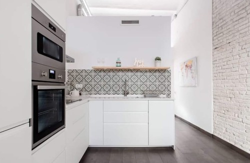 La Font de la Guatlla Apartment | Stilvolles Apartment mit Terrasse für Paare/familien