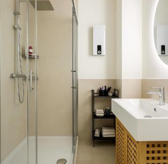 Beuel-Mitte Apartment | Stilvolles Apartment mit zwei Bädern Terrasse und Parkplatz nahe Rhein und Bonn Zentrum