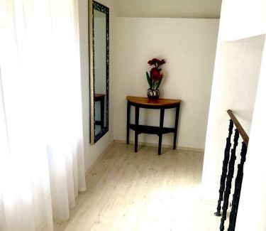 Baden Apartment | Stilvolles Studio- Apartment mit einzigartiger Aussicht